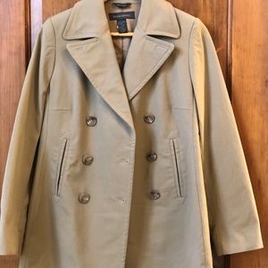 Beautiful Banana Republic Khaki Coat